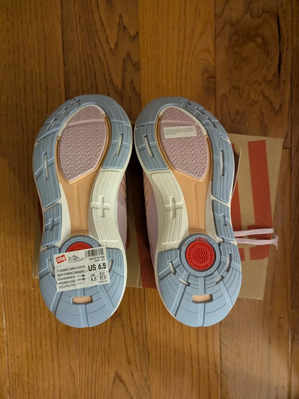 FitFlop FFRUNNER Ombré-Edition Mesh Running/Sports Sneakers - NWT Size 6.5
